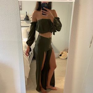 Crop top set with flowy pants - olive green